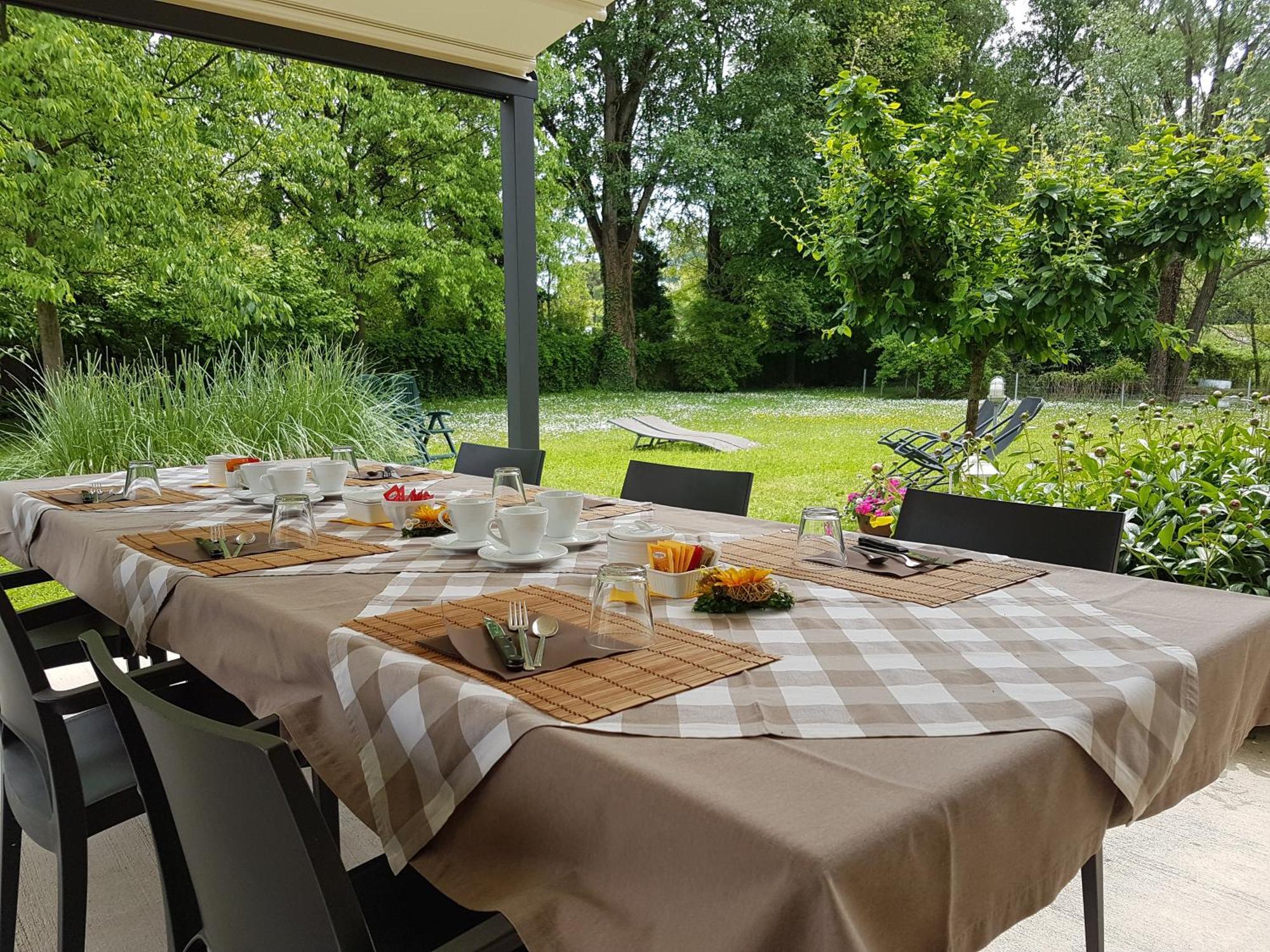 L'Isolo B&B E Case Vacanza Monzambano Kültér fotó