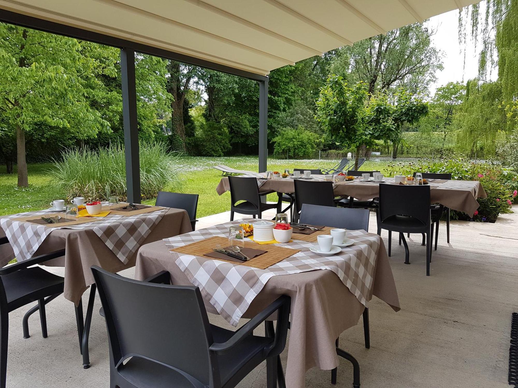 L'Isolo B&B E Case Vacanza Monzambano Kültér fotó