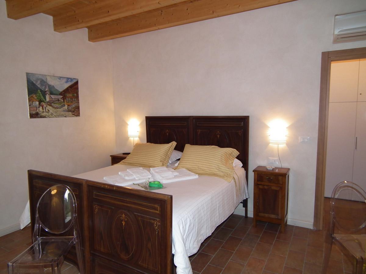L'Isolo B&B E Case Vacanza Monzambano Kültér fotó