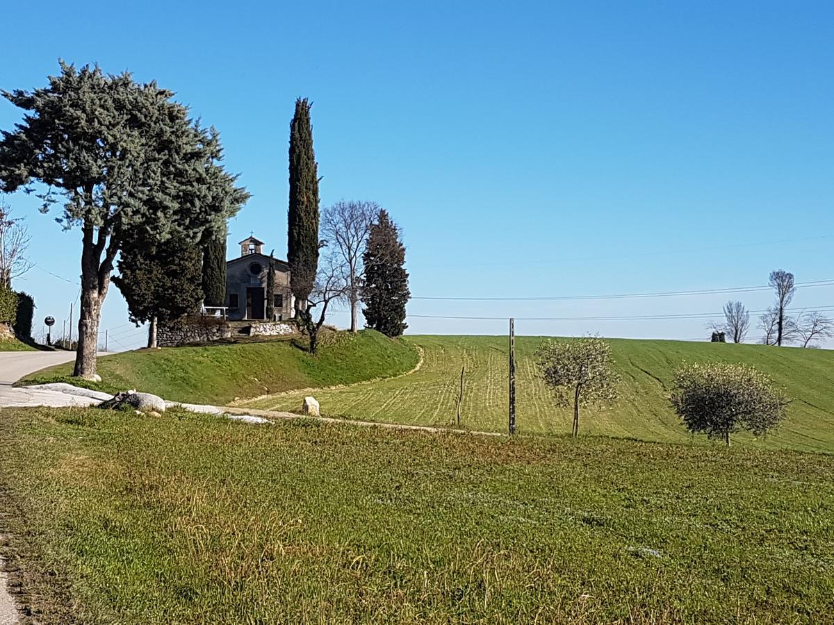 L'Isolo B&B E Case Vacanza Monzambano Kültér fotó