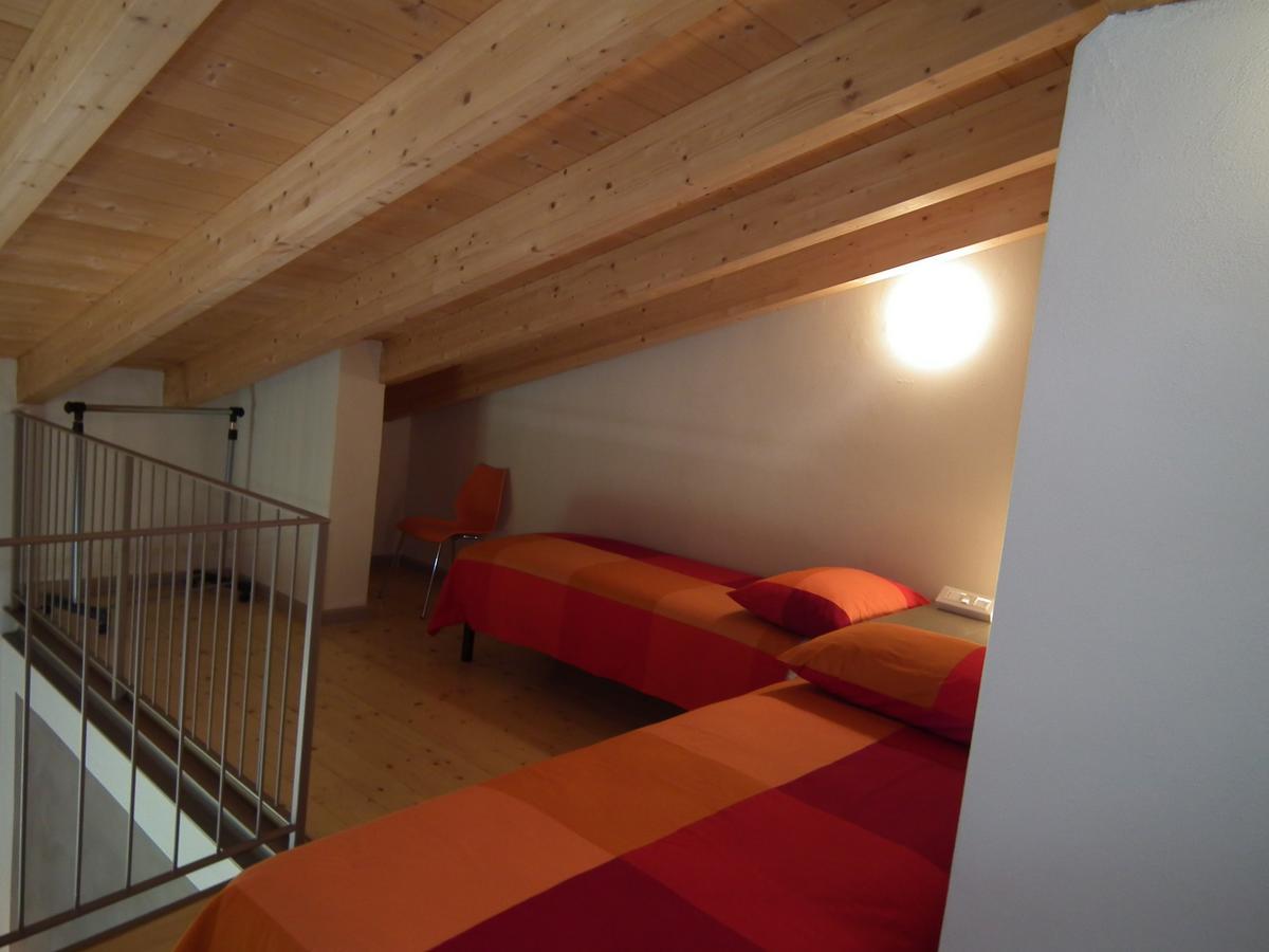 L'Isolo B&B E Case Vacanza Monzambano Kültér fotó