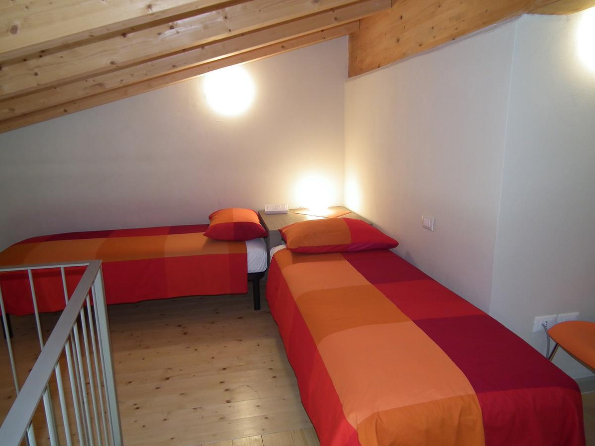 L'Isolo B&B E Case Vacanza Monzambano Kültér fotó