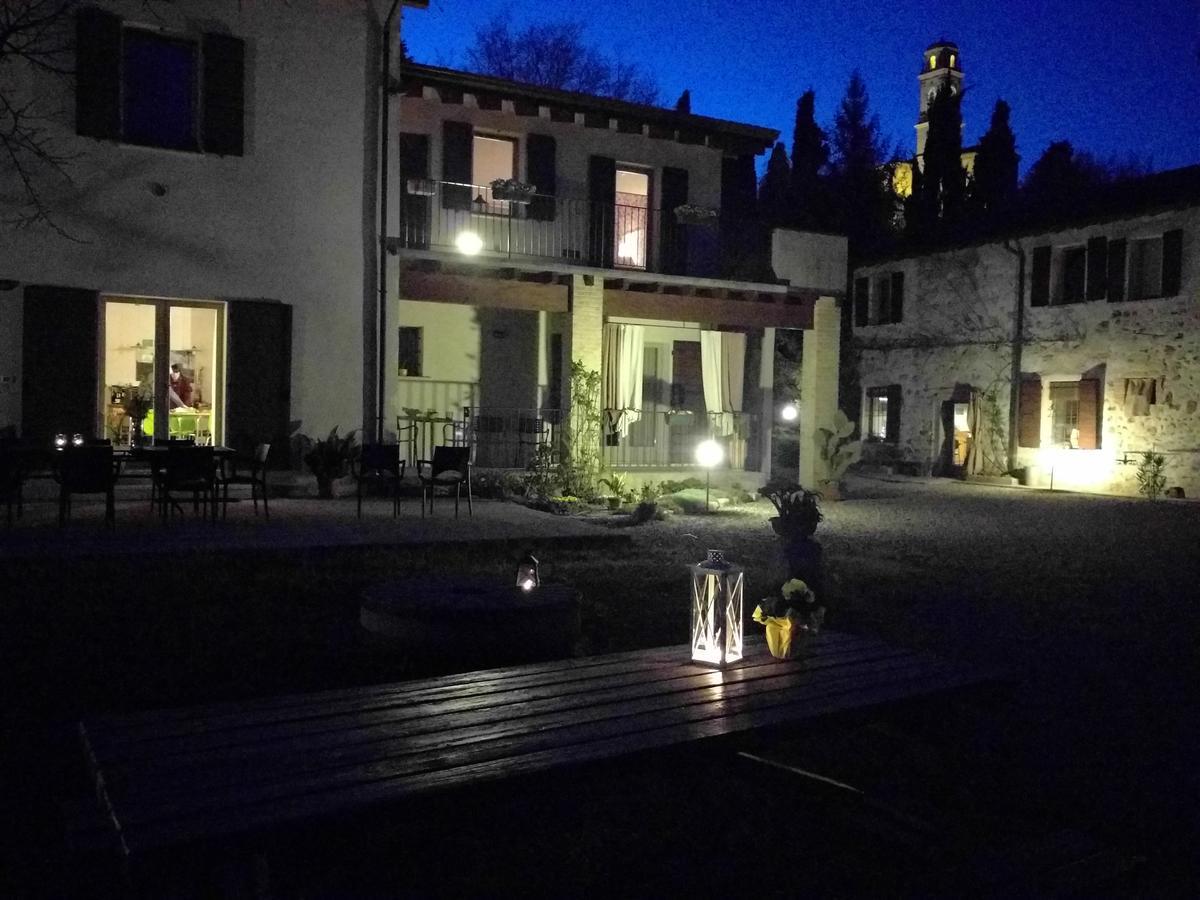L'Isolo B&B E Case Vacanza Monzambano Kültér fotó