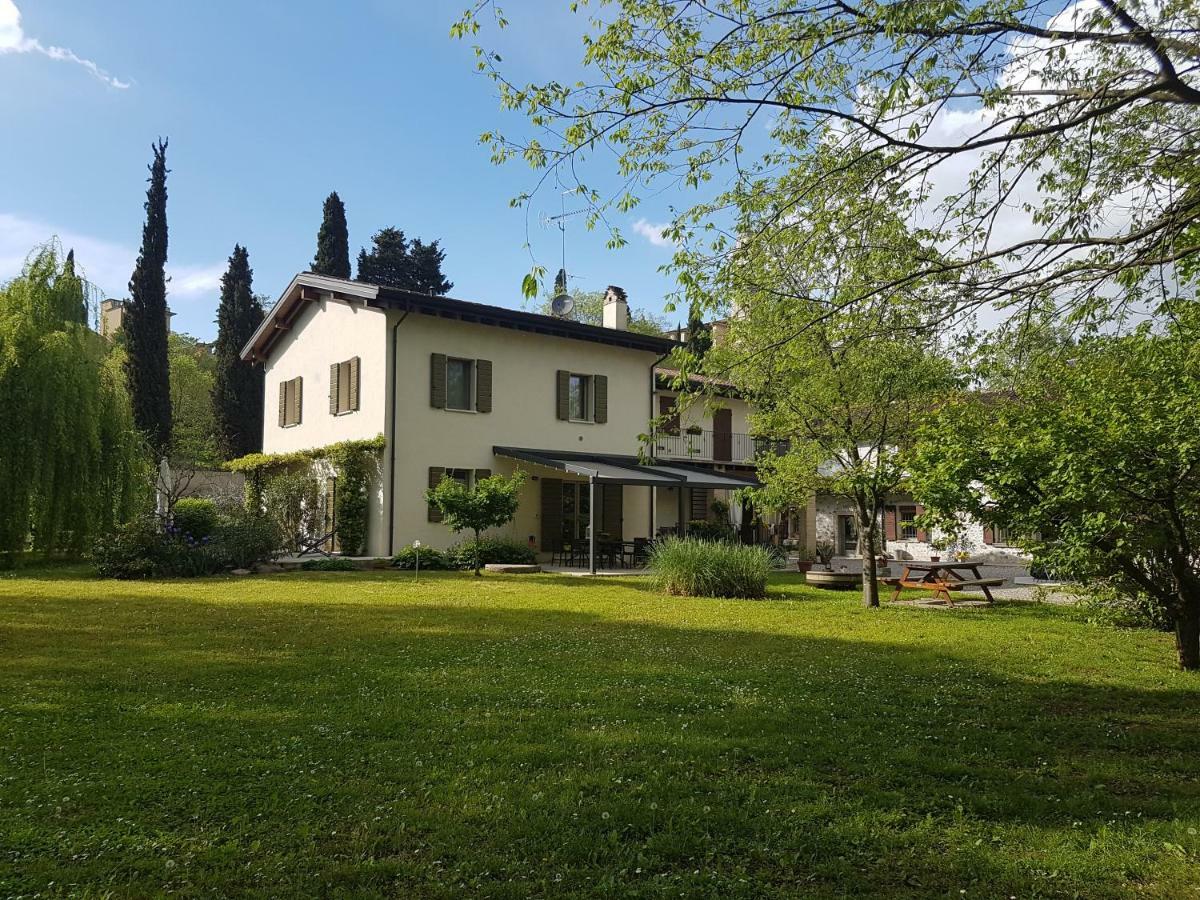 L'Isolo B&B E Case Vacanza Monzambano Kültér fotó