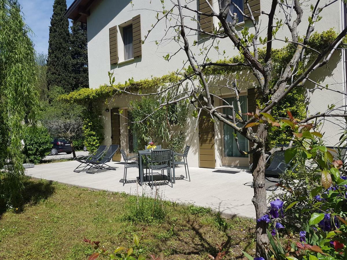 L'Isolo B&B E Case Vacanza Monzambano Kültér fotó