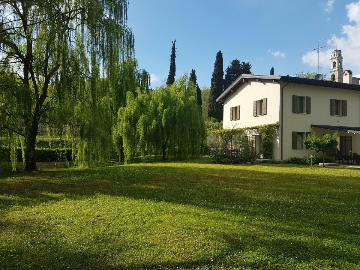 L'Isolo B&B E Case Vacanza Monzambano Kültér fotó