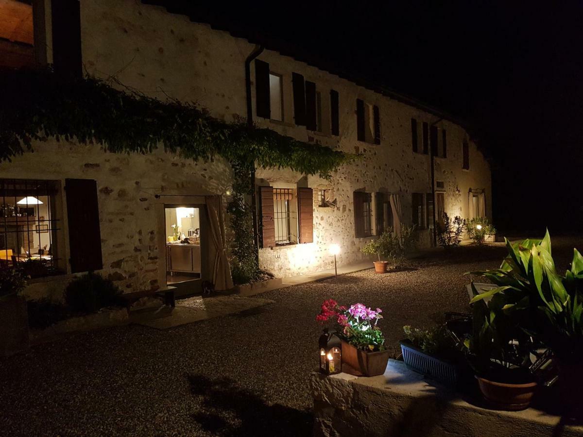 L'Isolo B&B E Case Vacanza Monzambano Kültér fotó
